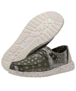 Hey Dude Women's Bandana Army Wendy Patch Shoe